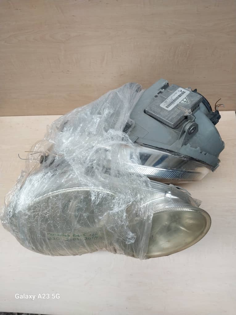 Headlight Assembly (Left)